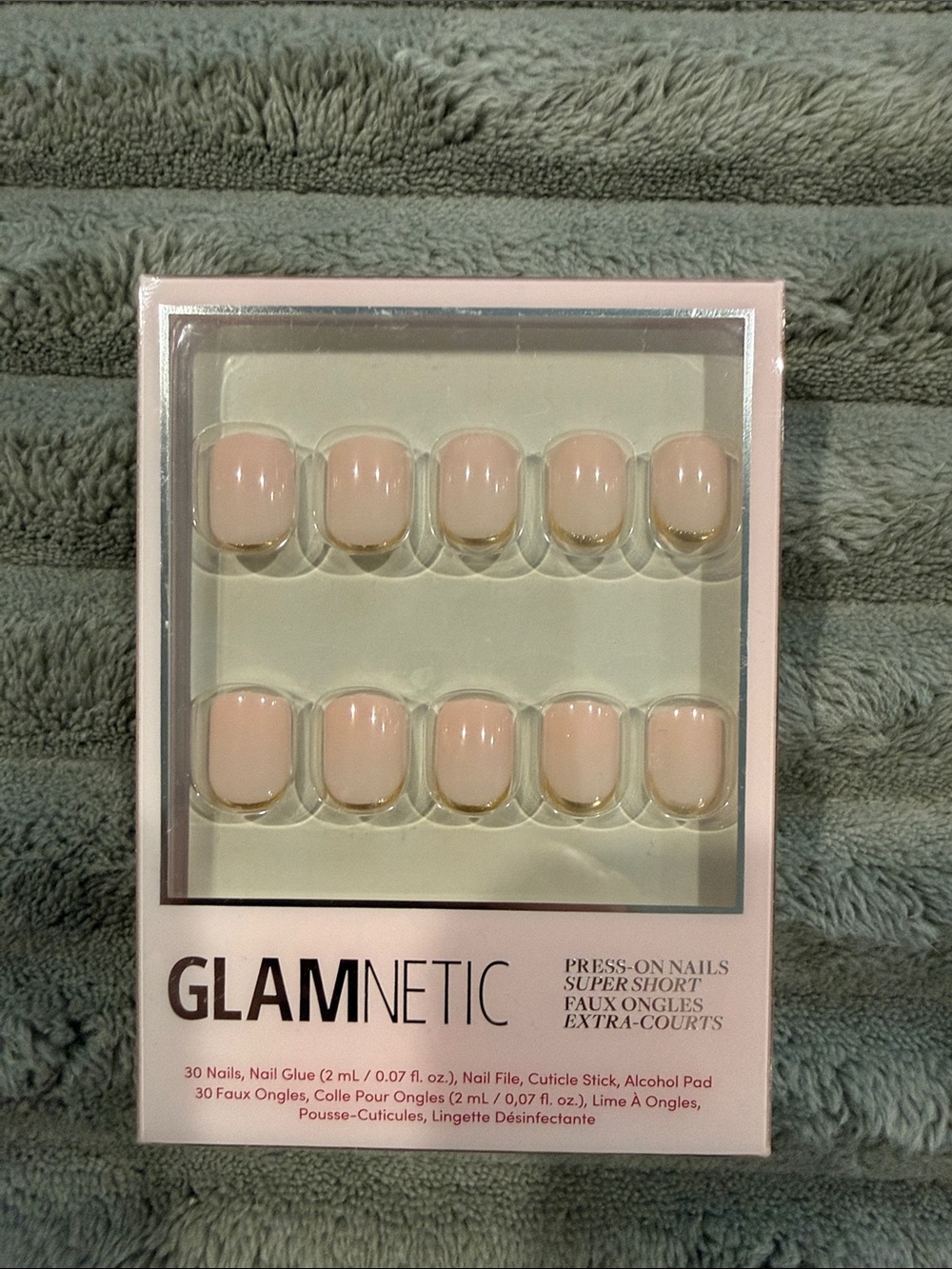 Glamnetic Super Short Press-On Nails in Pale Pink